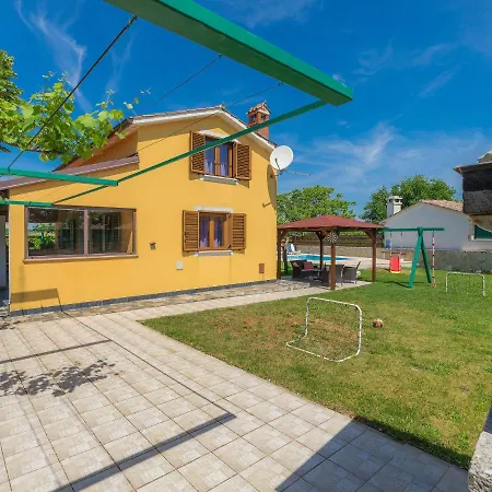 Holiday home Nikolina - Roj412 By Interhome