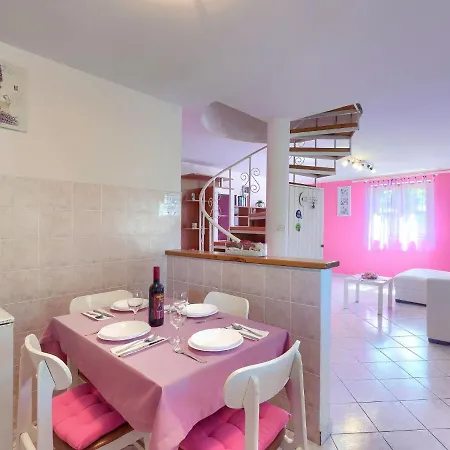 Nikolina - Roj412 By Interhome *