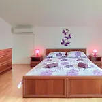 Vikendica Nikolina By Interhome